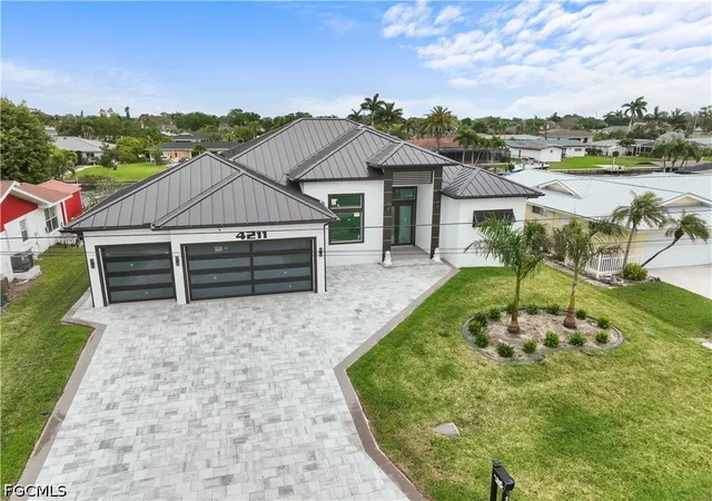 Photo 3 of Single family home for sale at 4211 SE 1st Avenue, Cape Coral, FL 33904 | MLS# 2026017033 | Listing updated on 2026-09-03