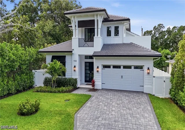 Photo 1 of Single family home for sale at 1102 9th Avenue N, Naples, FL 34102 | MLS# 226006934 | Listing updated on 2026-09-13