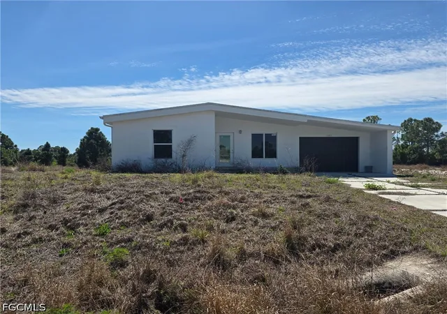Photo 1 of Single family home for sale at 2913 34th Street Sw, Lehigh Acres, FL 33976 | MLS# 2026017283 | Listing updated on 2026-09-03