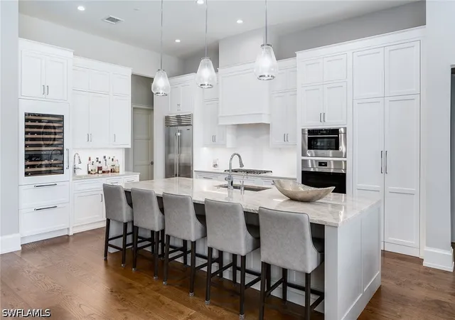 Photo 3 of Single family home for sale at 705 Wedge Dr, Naples, FL 34103 | MLS# 226015321 | Listing updated on 2026-10-06