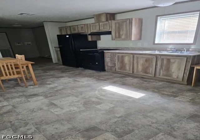 Photo 3 of Manufactured home for sale at 370 San Bernardino St, North Fort Myers, FL 33903 | MLS# 2026017544 | Listing updated on 2026-09-15