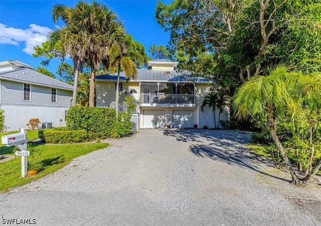 Photo 2 of Sale Pending at 3618 Cottage Clb Ln, Naples, FL 34105 | MLS# 226015931 | Listing updated on 2026-09-09