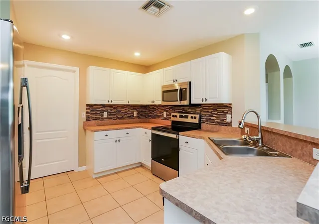 Photo 3 of Single family home for sale at 3208 13th Street SW, Lehigh Acres, FL 33976 | MLS# 2026017852 | Listing updated on 2026-09-16
