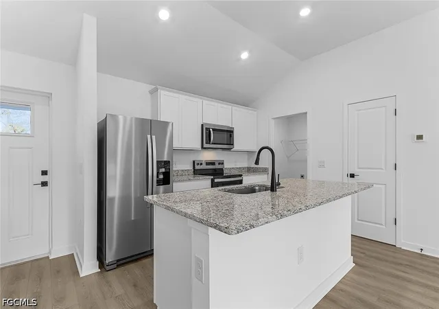 Photo 4 of Single family home for sale at 724 Goldrock Rd, Lehigh Acres, FL 33974 | MLS# 2026017873 | Listing updated on 2026-10-13