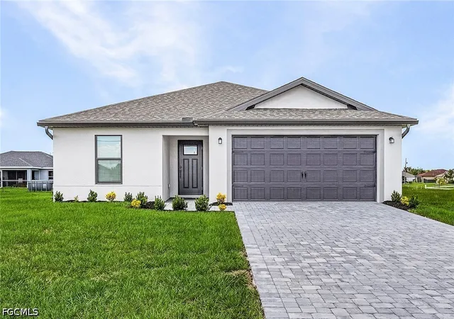 Single family home for sale at 811 Rue Labeau Cir, Fort Myers, FL 33913 | MLS# 2026017878 | Listing updated on 2026-09-03
