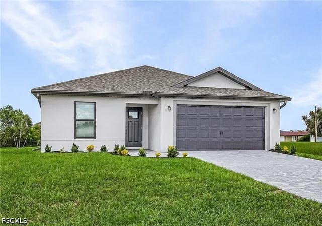 Photo 1 of Single family home for sale at 811 Rue Labeau Cir, Fort Myers, FL 33913 | MLS# 2026017878 | Listing updated on 2026-09-03