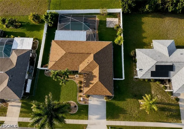 Photo 4 of Single family home for sale at 1825 SE 12th Terrace, Cape Coral, FL 33990 | MLS# 2026017991 | Listing updated on 2026-09-04