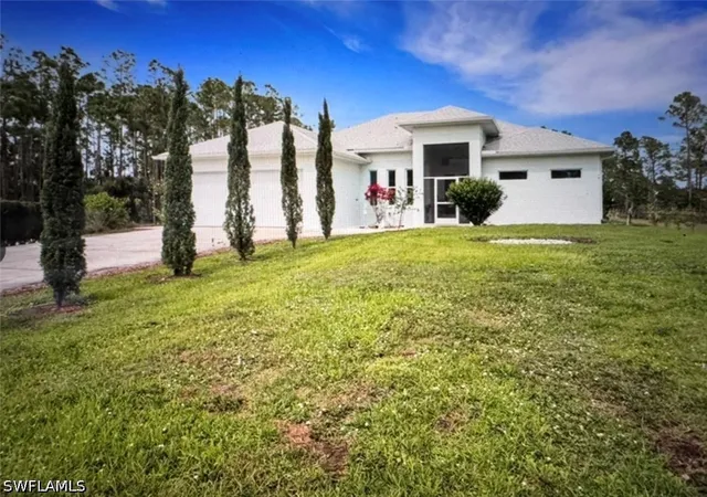 Photo 3 of Single family home for sale at 2575 31st Avenue Ne, Naples, FL 34120 | MLS# 226016402 | Listing updated on 2026-09-09