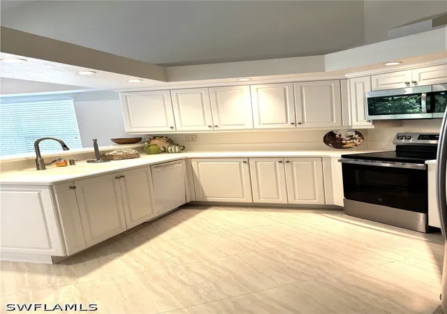 Listing Photo 5 - Condo for sale in building located at 20210 Golden Panther Dr, Estero, FL 33928 - Unit #1