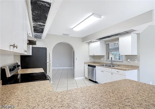Photo 4 of Sale Pending at 3110 5th Street SW, Lehigh Acres, FL 33976 | MLS# 2026018356 | Listing updated on 2026-09-15