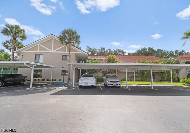 Photo 1 of Sale Pending at 9627 Eaton Gdns Ln #101, Fort Myers, FL 33919 | MLS# 2026018462 | Listing updated on 2026-09-09