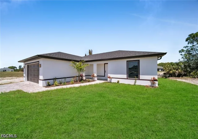 Photo 2 of Single family home for sale at 311 Ne 31st Street, Cape Coral, FL 33909 | MLS# 2026018656 | Listing updated on 2026-09-15