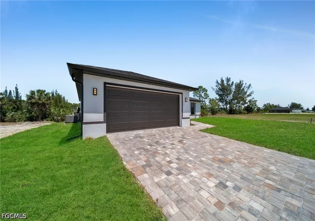 Photo 3 of Single family home for sale at 311 Ne 31st Street, Cape Coral, FL 33909 | MLS# 2026018656 | Listing updated on 2026-09-15