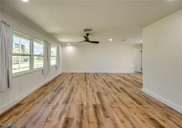 Photo 3 of Single family home for sale at 3009 Se 10th Avenue, Cape Coral, FL 33904 | MLS# 2026018698 | Listing updated on 2026-09-11