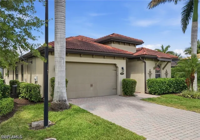 Photo 2 of Single family home for sale at 16329 Aberdeen Way, Naples, FL 34110 | MLS# 226016689 | Listing updated on 2026-09-13