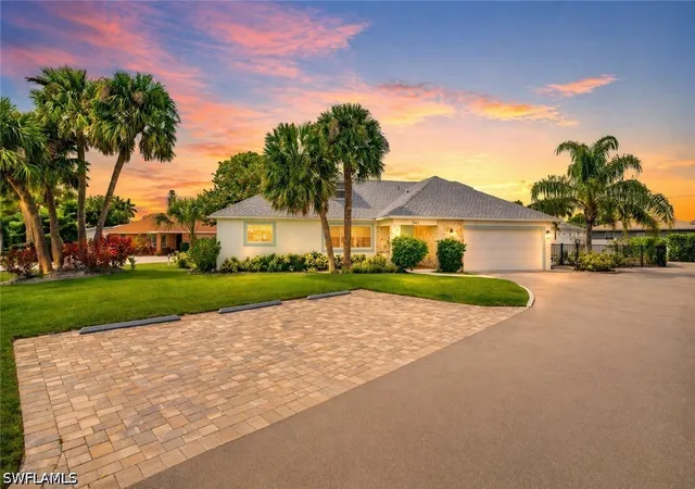 Single family home for sale at 541 94th Avenue N, Naples, FL 34108 | MLS# 226017124