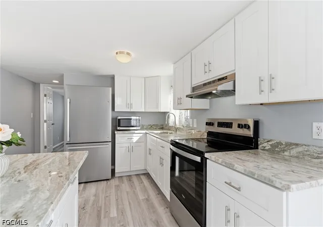 Photo 3 of Sale Pending at 5558 Palm Beach Blvd #82, Fort Myers, FL 33905 | MLS# 2026019099 | Listing updated on 2026-09-09