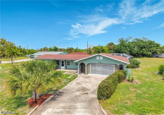 Photo 3 of Single family home for sale at 5840 Acla Vista Dr, Punta Gorda, FL 33950 | MLS# 2026019128 | Listing updated on 2026-10-01