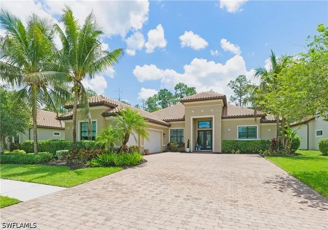 Photo 3 of Single family home for sale at 1467 Mockingbird Dr, Naples, FL 34120 | MLS# 226017170 | Listing updated on 2026-09-15