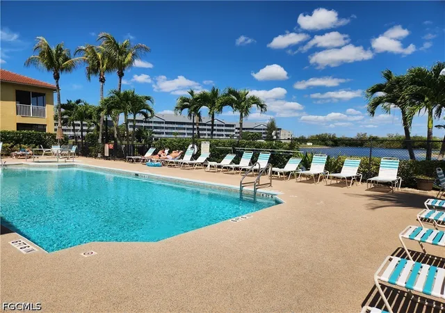 Photo 3 of Sale Pending at 4293 Bellasol Cir #2513, Fort Myers, FL 33916 | MLS# 2026019222 | Listing updated on 2026-09-18