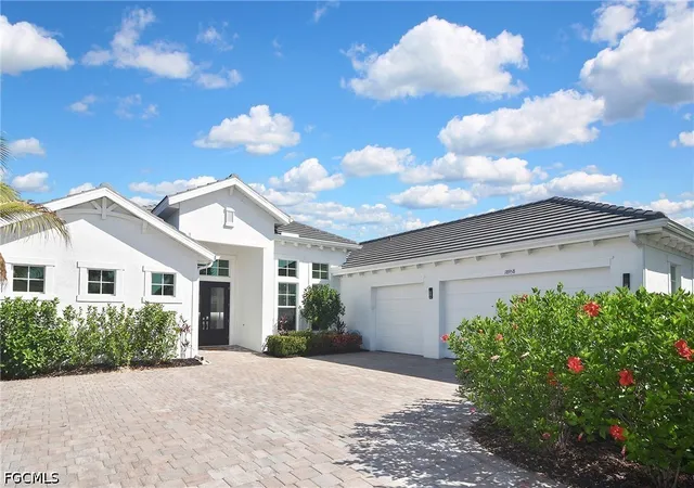 Photo 1 of Single family home for sale at 18958 Wildblue Blvd, Fort Myers, FL 33913 | MLS# 2026019599 | Listing updated on 2026-09-04