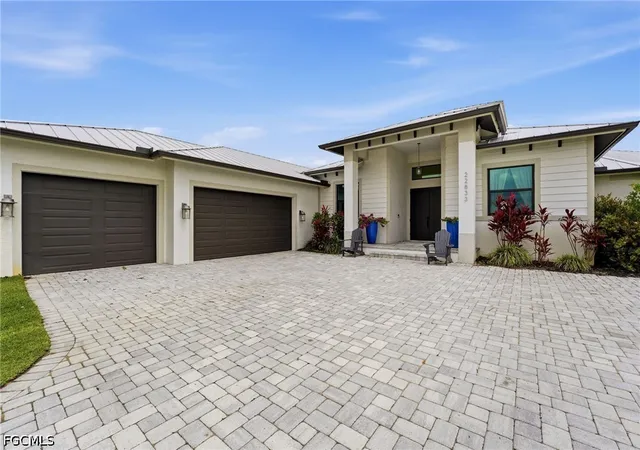 Photo 1 of Single family home for sale at 22833 Yellow Button Ln, Alva, FL 33920 | MLS# 2026019795 | Listing updated on 2026-09-29
