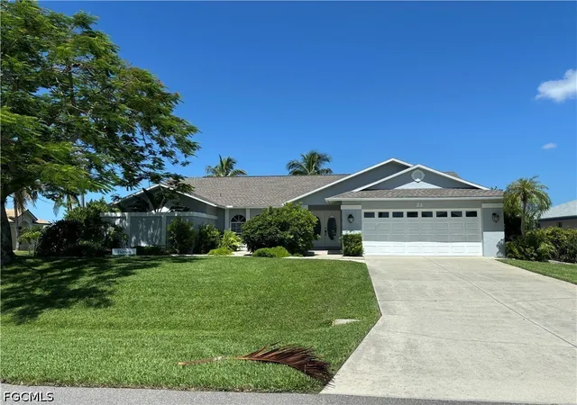 Photo 1 of Single family home for sale at 22 Se 10th Avenue, Cape Coral, FL 33990 | MLS# 2026019811 | Listing updated on 2026-09-12