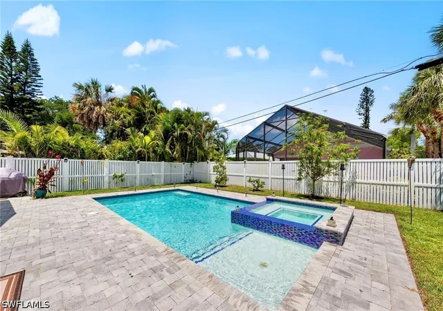 Photo 2 of Single family home for sale at 861 97th Avenue N, Naples, FL 34108 | MLS# 226016987 | Listing updated on 2026-09-08
