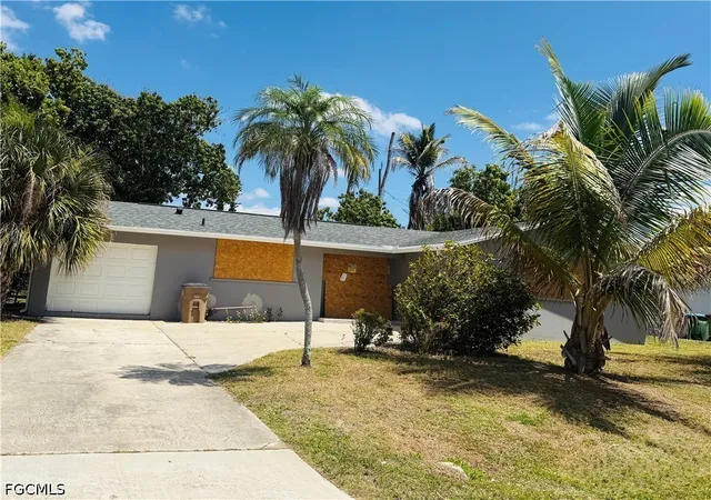 Photo 2 of Sale Pending at 703 Monterey Ave, Cape Coral, FL 33904 | MLS# 2026020109 | Listing updated on 2026-10-19