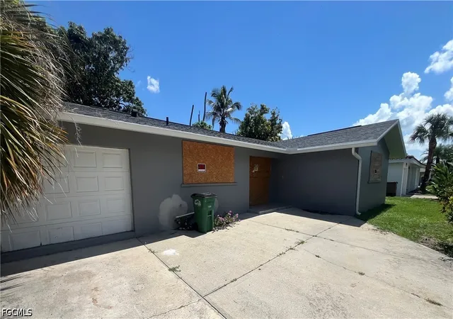 Photo 3 of Sale Pending at 703 Monterey Ave, Cape Coral, FL 33904 | MLS# 2026020109 | Listing updated on 2026-10-19