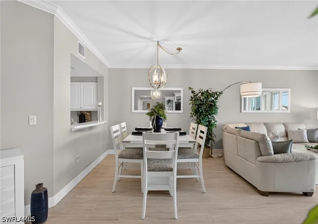 Listing Photo 4 - Condo for sale in building located at 4975 Bonita Bch Rd, Bonita Springs, FL 34134 - Unit #304