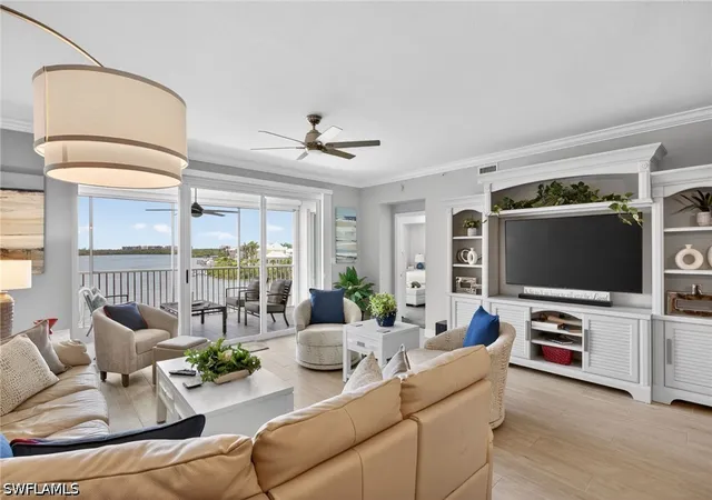 Listing Photo 5 - Condo for sale in building located at 4975 Bonita Bch Rd, Bonita Springs, FL 34134 - Unit #304