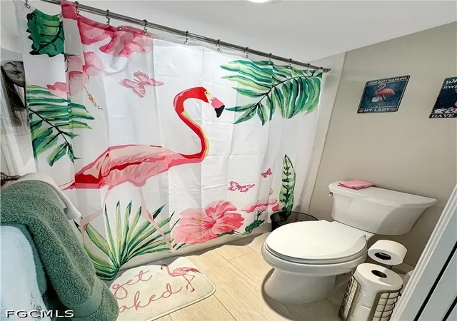 Listing Photo 4 - Condo for sale in building located at 1518 Oyster Catcher Pt, Naples, FL 34105 - Unit #1518-C