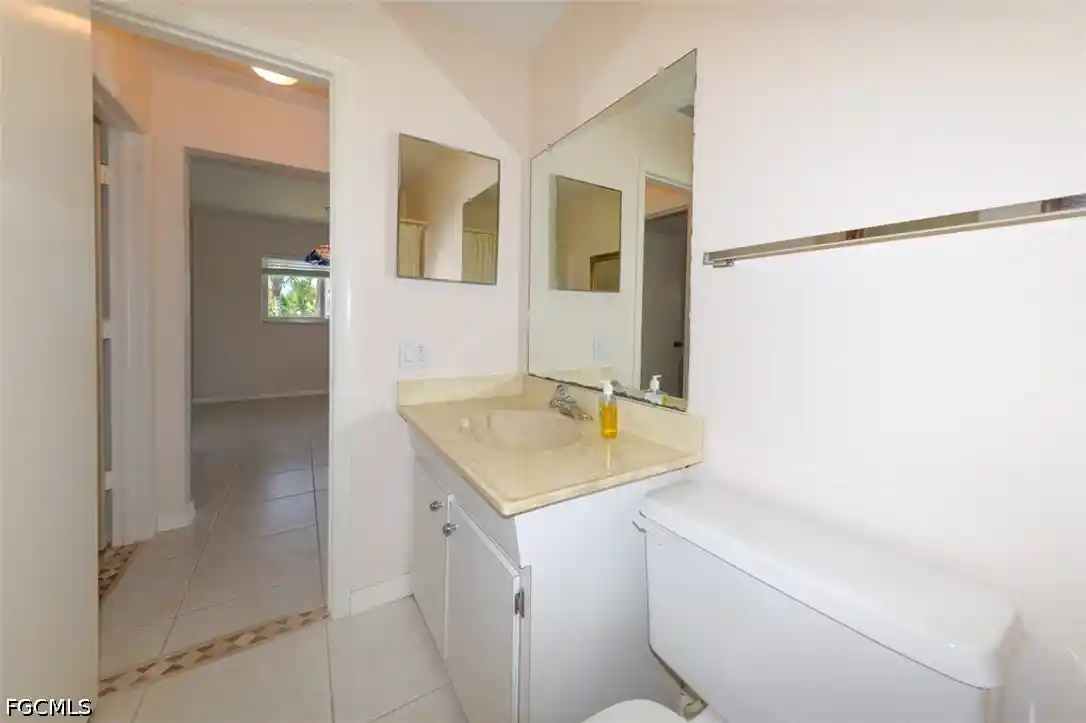 Listing Photo 19 - Condo for sale in building located at 8141 Country Rd, Fort Myers, FL 33919 - Unit #203