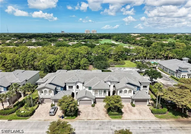 Listing Photo 4 - Condo for sale in building located at 21522 Baccarat Ln, Estero, FL 33928 - Unit #102