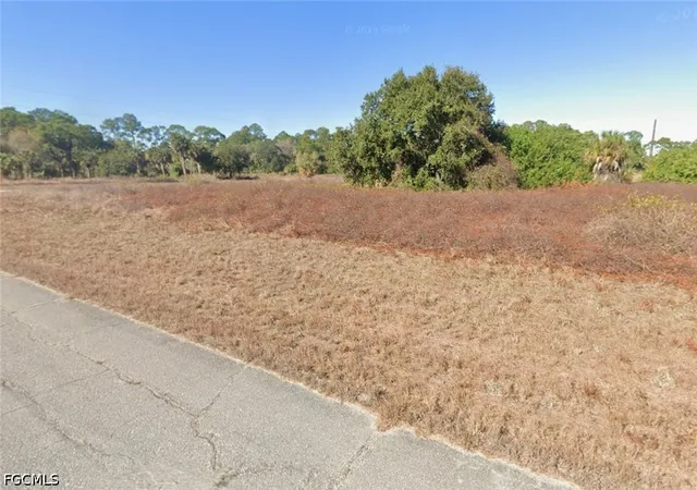 Photo 1 of Land for sale at 302 Boca Cir, La Belle, FL 33935 | MLS# 2026021143 | Listing updated on 2026-09-11