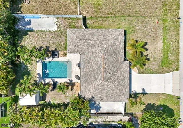 Photo 4 of Sale Pending at 808 SW 14th Place, Cape Coral, FL 33991 | MLS# 2026021205 | Listing updated on 2026-09-02