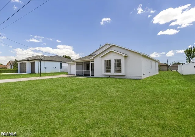 Photo 3 of Single family home for sale at 226 Se 6th Terrace, Cape Coral, FL 33990 | MLS# 2026021217 | Listing updated on 2026-09-11
