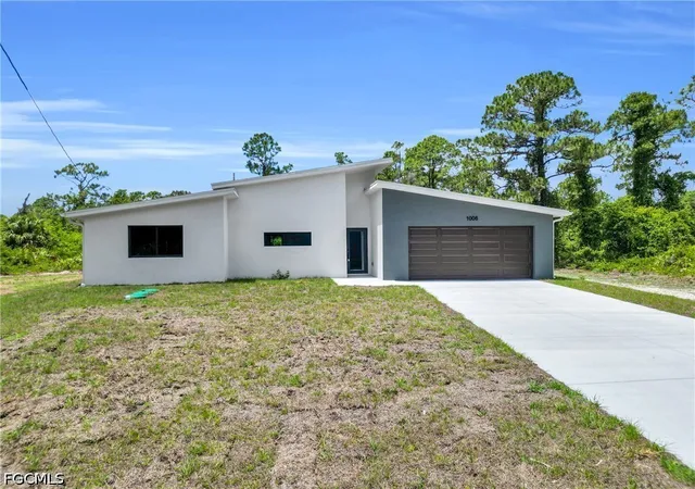 Photo 1 of Single family home for sale at 1006 Macy St E, Lehigh Acres, FL 33974 | MLS# 2026021267 | Listing updated on 2026-09-03