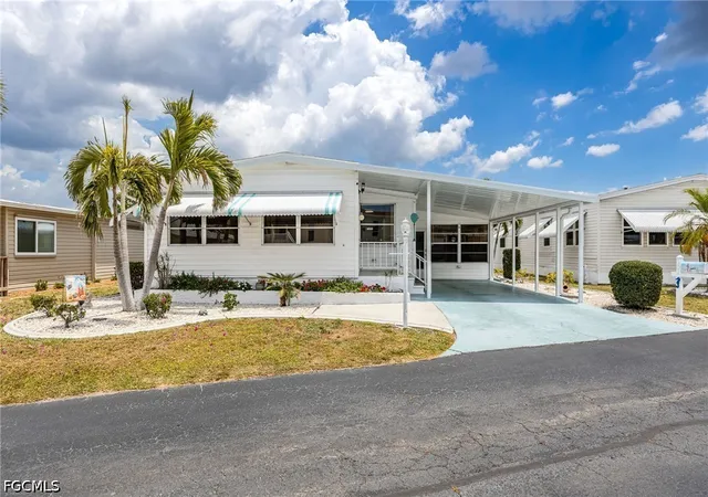 Photo 1 of Manufactured home for sale at 101 Elise Dr, Fort Myers, FL 33908 | MLS# 2026021289 | Listing updated on 2026-09-10