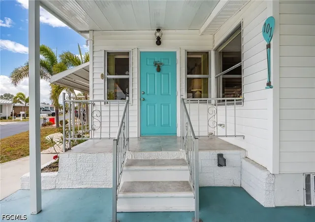 Photo 2 of Manufactured home for sale at 101 Elise Dr, Fort Myers, FL 33908 | MLS# 2026021289 | Listing updated on 2026-09-10