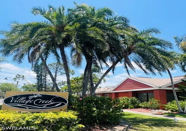 Listing Photo 2 - Condo for sale in building located at 2875 Winkler Ave, Fort Myers, FL 33916 - Unit #517