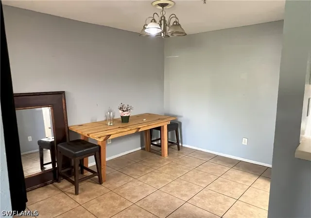 Listing Photo 4 - Condo for sale in building located at 2875 Winkler Ave, Fort Myers, FL 33916 - Unit #517