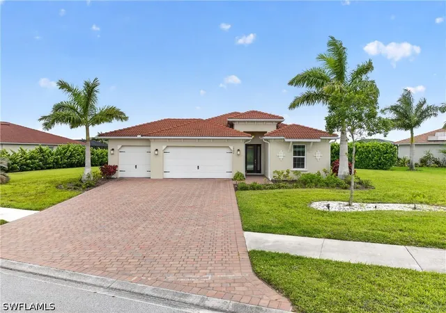 Photo 2 of Single family home for sale at 18698 Royal Hammock Blvd, Naples, FL 34114 | MLS# 226013540 | Listing updated on 2026-09-16