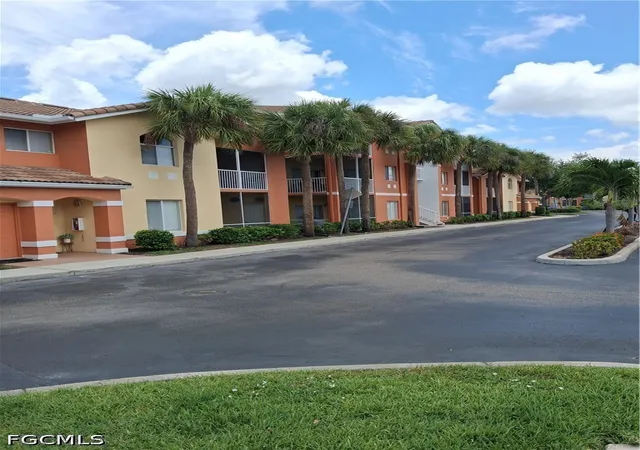 Photo 3 of Condo for sale at 6361 Aragon Way #101, Fort Myers, FL 33966 | MLS# 2026021422 | Listing updated on 2026-09-09