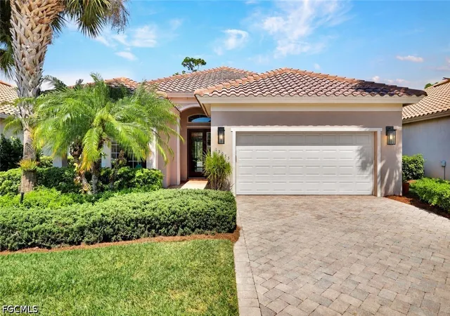 Photo 4 of Sale Pending at 13055 Simsbury Ter, Fort Myers, FL 33913 | MLS# 2026021449 | Listing updated on 2026-09-29