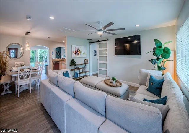 Photo 3 of Sale Pending at 1385 Wisconsin Dr, Naples, FL 34103 | MLS# 226018701 | Listing updated on 2026-09-03