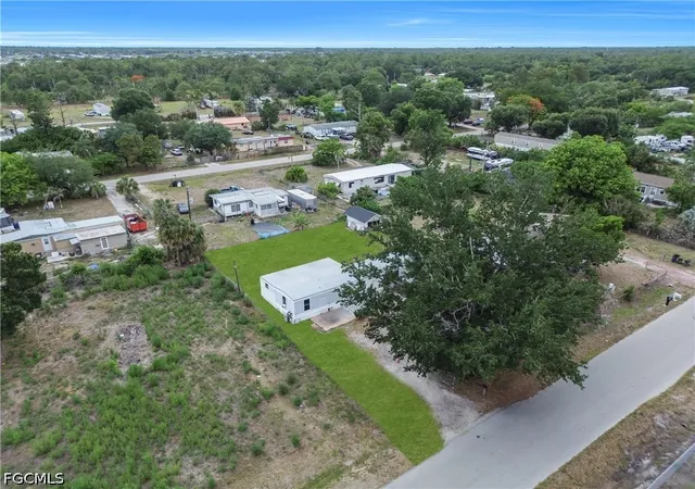 Photo 39 of Manufactured home for sale at 8106 Penny Dr, North Fort Myers, FL 33917 | MLS# 2026021652 | Listing updated on 2026-09-30