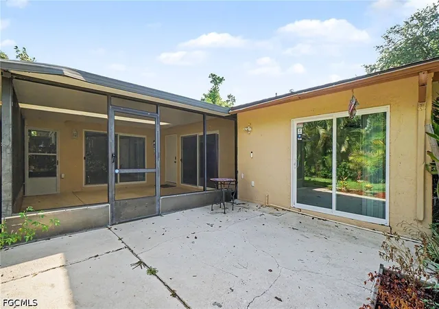 Photo 3 of Townhouse for sale at 17310 Timber Oak Ln, Fort Myers, FL 33908 | MLS# 2026021740 | Listing updated on 2026-10-02