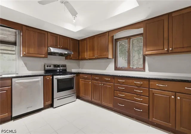 Photo 2 of Single family home for sale at 9753 Maplecrest Cir, Lehigh Acres, FL 33936 | MLS# 2026021742 | Listing updated on 2026-09-14